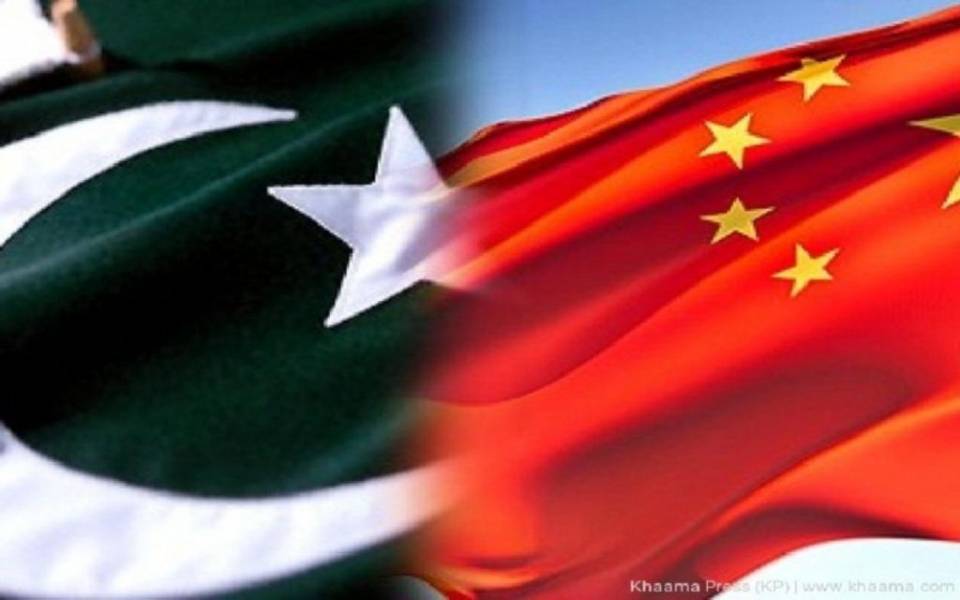چین بسته مالی 6 میلیارددلاری در اختیار پاکستان قرار می دهد