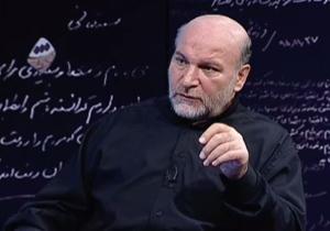 وقتی حاج منصور ارضی، احمدی‌نژاد را به جایگاه شخصیت‌های مسجد ارک راه نداد + فیلم