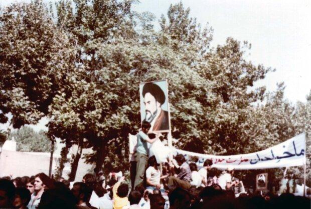 نگاهی به خاطرات مبارزان انقلاب اصفهان/ تصاویر دیده نشده از انقلاب