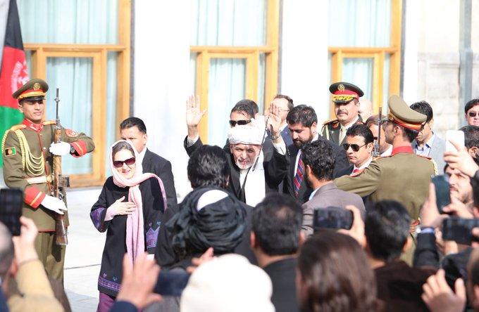 عکس و فیلم| ۲ تحلیف در افغانستان؛ اشرف غنی و عبدالله به عنوان رئیس جمهور سوگند خوردند