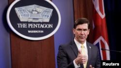 وزیر دفاع آمریکا: حملات دفاعی در عراق متناسب و پاسخی به گروه نیابتی مورد حمایت ایران بود