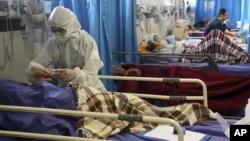 آمار رسمی مبتلایان به ویروس کرونا در ایران به ۱۹۶۴۴ نفر رسید؛ تاکنون ۱۴۳۳ نفر جان باخته‌اند