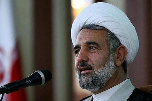 پیشنهاد ضدکرونایی رئیس کمیسیون امنیت ملی به روحانی: برای ترددهای غیرضروری جریمه و مجازات تعیین کنید
