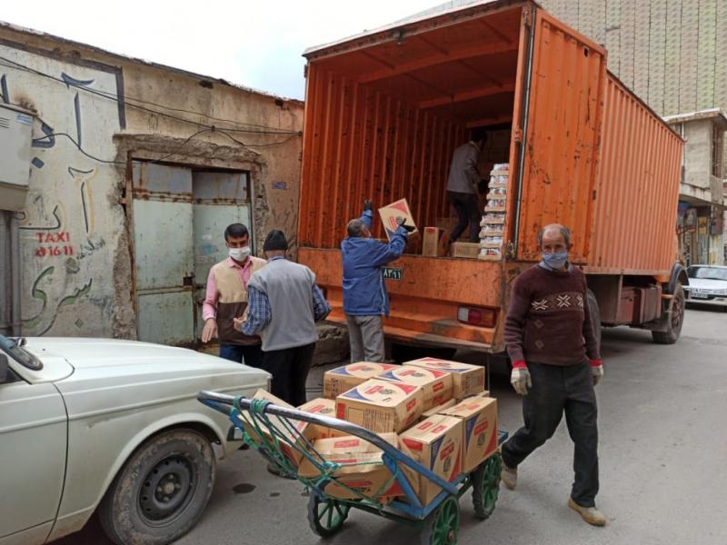 بیش از ۱۱ تن اقلام معیشتی و حمایتی به مناطق سیل زده کرمان ارسال شد