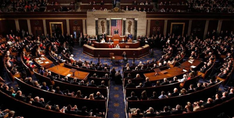 درخواست مجلس سنا از دولت آمریکا برای رفع تحریم‌ها و کمک به ایران در مقابله با کرونا