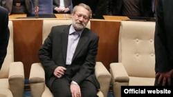 علی لاریجانی رئیس مجلس ایران هم به کرونا مبتلا شده است؛ سومین نماینده قم که بیمار شد 