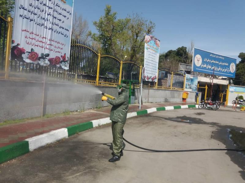 ادامه روند عملیاتی ضد عفونی کردن اماکن و معابر پر تردد در سه منطقه جنوبی تهران