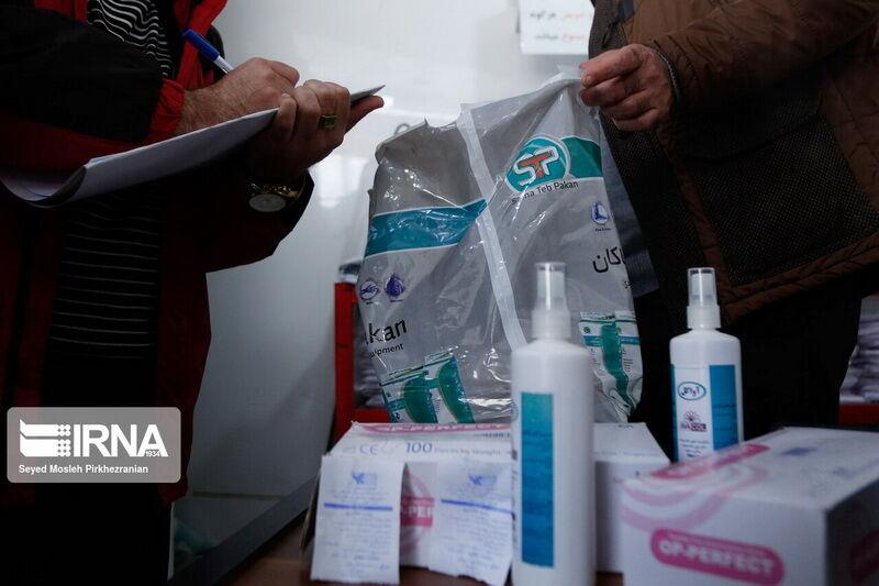 افزون بر ۲۸۰۰ بسته بهداشتی در کاشان توزیع شد