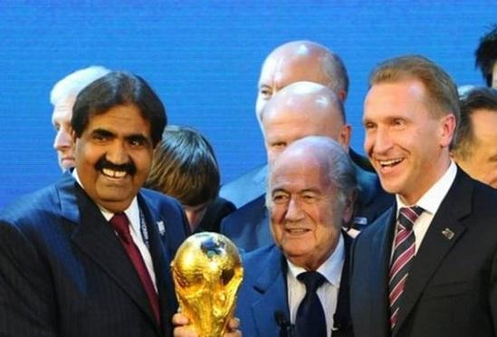 بلاتر: آمریکا و ژاپن می‌توانند به جای قطر جام جهانی را برگزار کنند