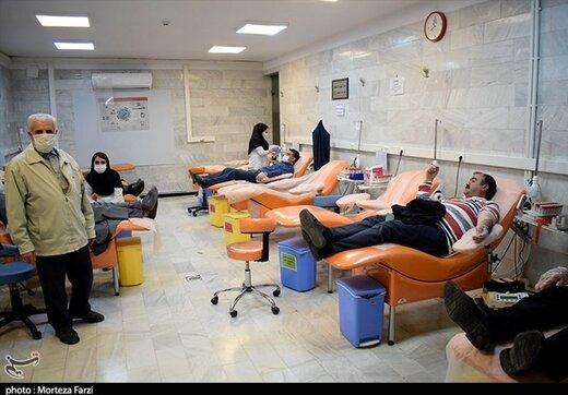 بهبودیافتگان کرونا برای "اهدای پلاسما" به مراکز انتقال خون مراجعه کنند