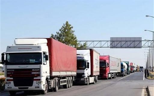 ۵ راننده ایرانی پشت مرز ترکمنستان/۶۱۲ دستگاه کامیون منتظر ورود به پاکستان