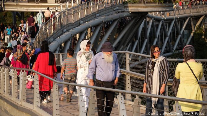 "حجاب اولین" و از کلیدی‌ترین چالش‌های جمهوری اسلامی 