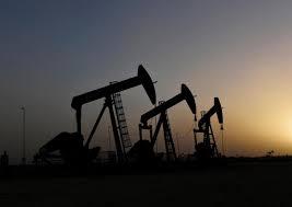 امارات ۱۰۰ هزار بشکه دیگر از تولید نفت خود کم می‌کند
