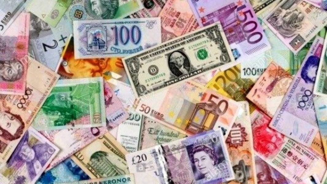 اعلام نرخ رسمی انواع ارز/ قیمت ٢۴ ارز افزایش یافت