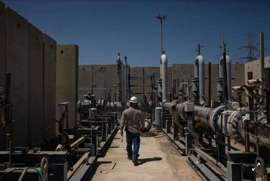 نیویورک تایمز: صنعت گاز طبیعی، قربانی اصلی کرونا