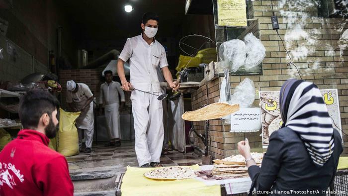 هشدار مسئولان و کارشناسان نسبت به تشدید بحران کرونا در ایران