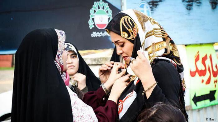 حجاب در ایران اجباری است، حتی در اینستاگرام