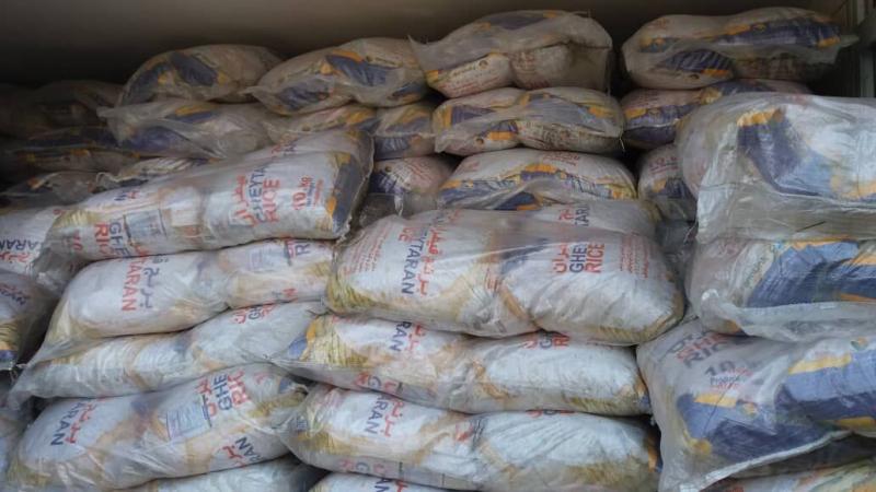 ٣٠ تن برنج در یک انبار غیر مجاز در شهرستان فسا کشف شد