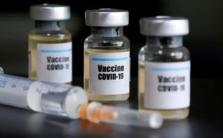 احتمال موفقیت واکسن کرونای دانشگاه آکسفورد 'پنجاه درصد است'
