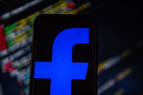 مذاکرات محرمانه ترامپ و رئیس فیس بوک درباره نقش شبکه های اجتماعی