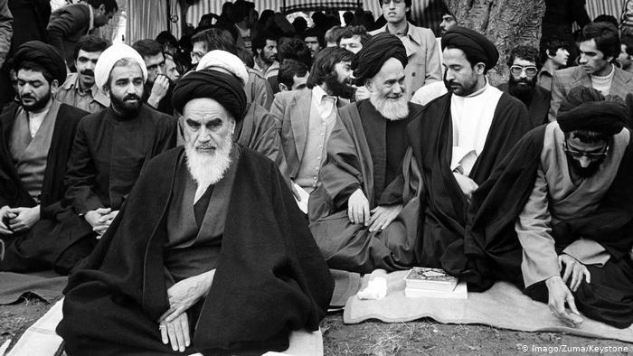۱۵ خرداد ۴۲، خاستگاه افول ایران معاصر