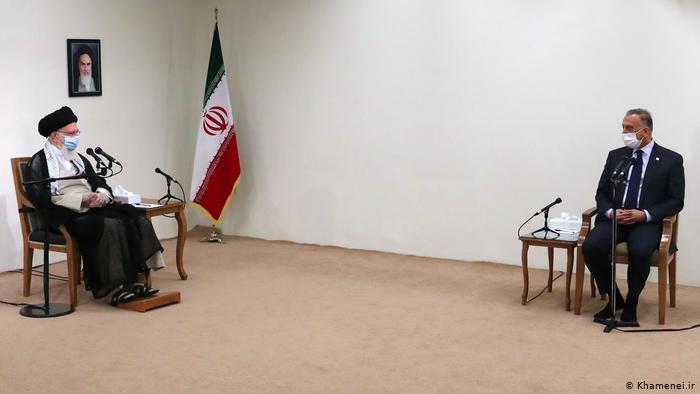 نخستین دیدار حضوری خامنه‌ای پس از شیوع کرونا، با نخست‌وزیر عراق