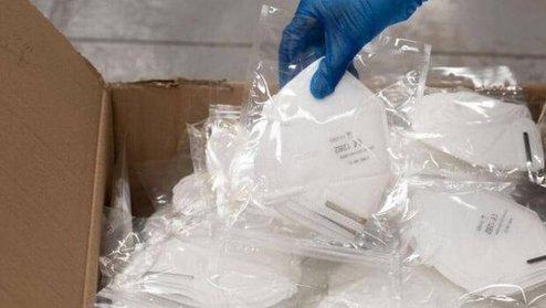 جهانپور: داروخانه‌ها ماسک با قیمت مصوب عرضه کنند