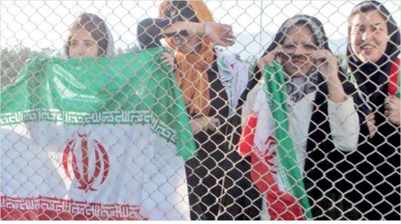 هفتم بهمن ۱۴۰۰، مرز تعلیق فوتبال ایران 