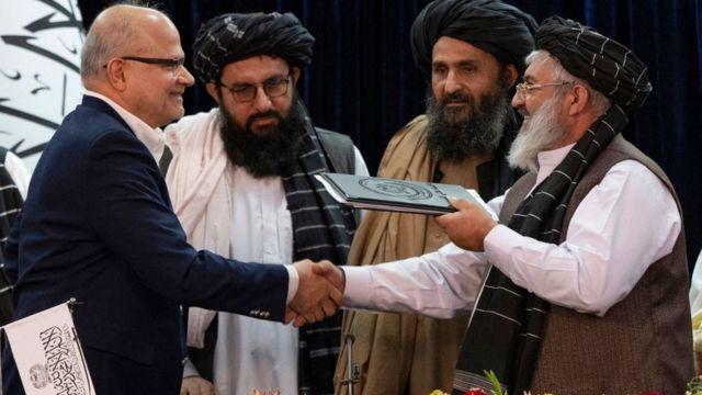 طالبان برای فعال‌کردن سه فرودگاه افغانستان با شرکت اماراتی قرارداد بست