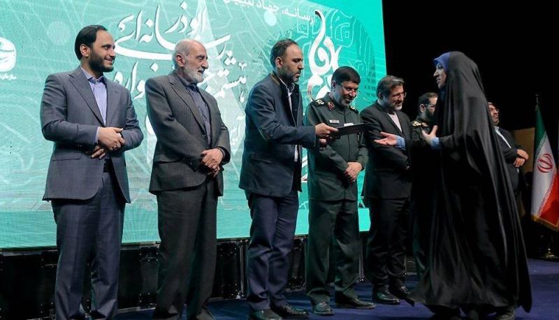 مدیر مسئول روزنامه کیهان «جهادگر رسانه ای سال» شد