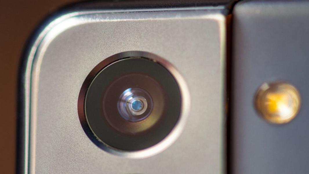 تبدیل دوربین تلفن همراه به میکروسکوپ با وضوح بالا!