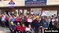 تداوم اعتراضات کارکنان رسمی شرکت نفت و گاز آغاجاری