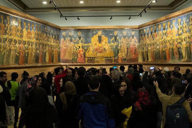 شکل‌گیری نقاشی قاجاری «صف سلام» در کاخ نیاوران بررسی شد