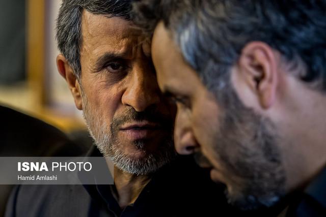 روزه سکوت احمدی‌نژاد در میان آتش و خون