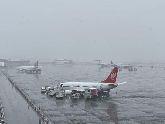 کلیه پروازهای فرودگاه مشهد به دلیل مه‌گرفتگی تا اطلاع ثانوی لغو شد