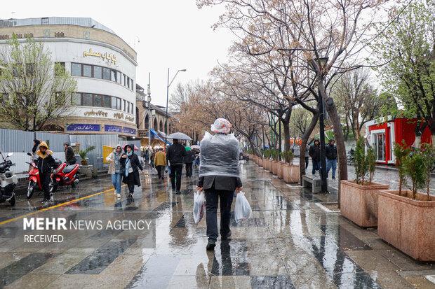 هوای آذربایجان شرقی بارانی می‌شود
