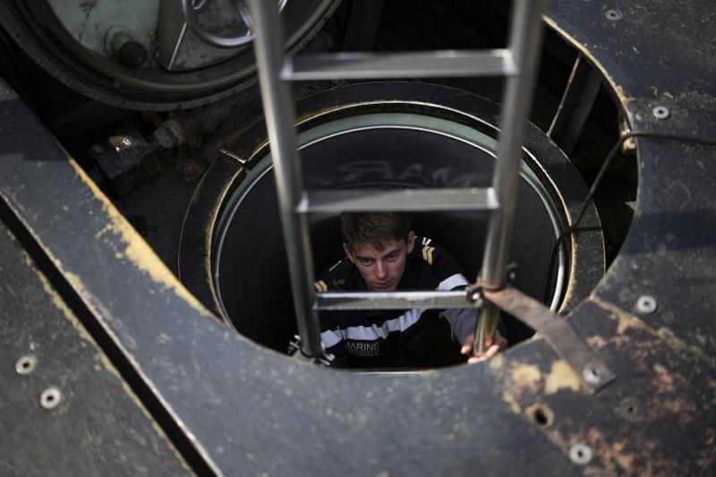 فرصتی نادر برای خبرنگاران؛ به داخل زیردریایی هسته‌ای رمز آلود و محرمانه فرانسه سرک بکشیم 