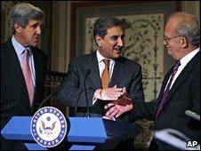 اوباما لایحه کمک بزرگ آمریکا به پاکستان را امضا کرد