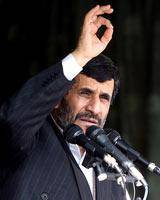 احمدی‌نژاد: برخی دنبال بهانه‌ می‌گردند زهرشان را بریزند