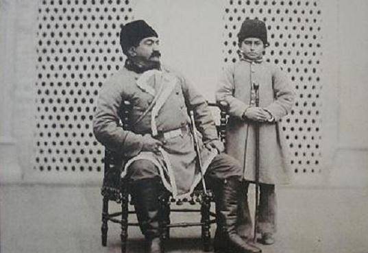پسر و نوهٔ ناصرالدین شاه /عکس