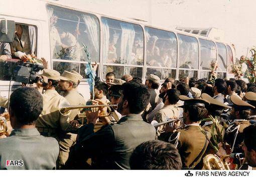 تصاویر: بازگشت آزادگان سرافراز به میهن