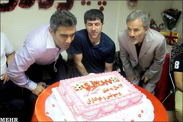 کریم باقری و عابدزاده در جشن 14 سالگی روزنامه پیروزی