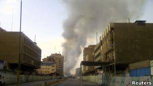 شش نفر در انفجارهای بازار بغداد کشته شدند