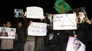 دیپلمات های سفارت ایران در لندن وارد تهران شدند