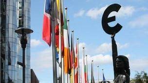 هشدار به کشورهای حوزه یورو درباره رتبه اعتباری
