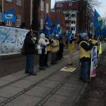 تظاهرات هواداران سازمان مجاهدین خلق؛ مقابل سفارت آمریکا واقع در دانمارک در حمایت از حقوق انسانی ساکنان اردوگاه اشرف
