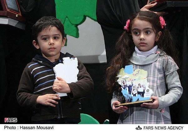 عکس/تجلیل از فرزندان دو شهید هسته ای