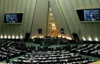 برگزاری جلسه سئوال از رئیس جمهور در مجلس / توضیحات احمدی نژاد درباره بودجه مترو ، عزل متکی و 11 روز خانه نشینی