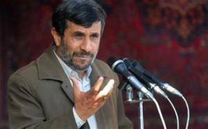 احمدی نژاد: دولت‌های قبل تا ۱ دلار فروش نفت را مصرف می کردند اما ما آن را ذخیره می کنیم؛ باید جهان را بسازیم