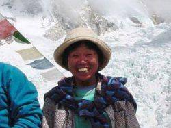 پیرزن 73 ساله ژاپنی فاتح قله اورست شد